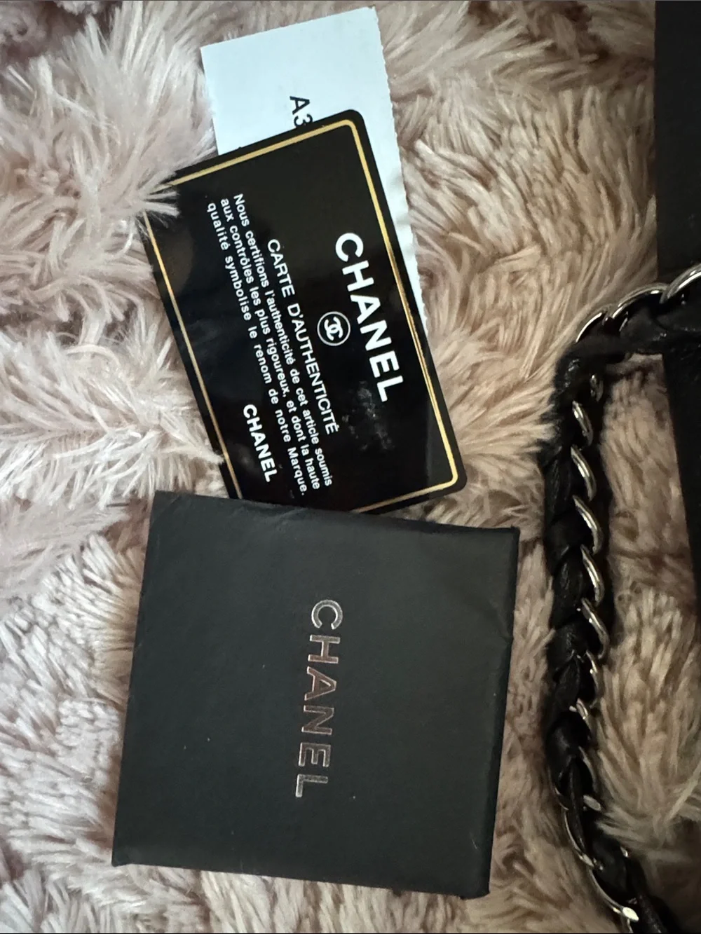 CHANEL Luxe Ligne Bowler Bag pebbles leather amazing condition! AUTHENTIC